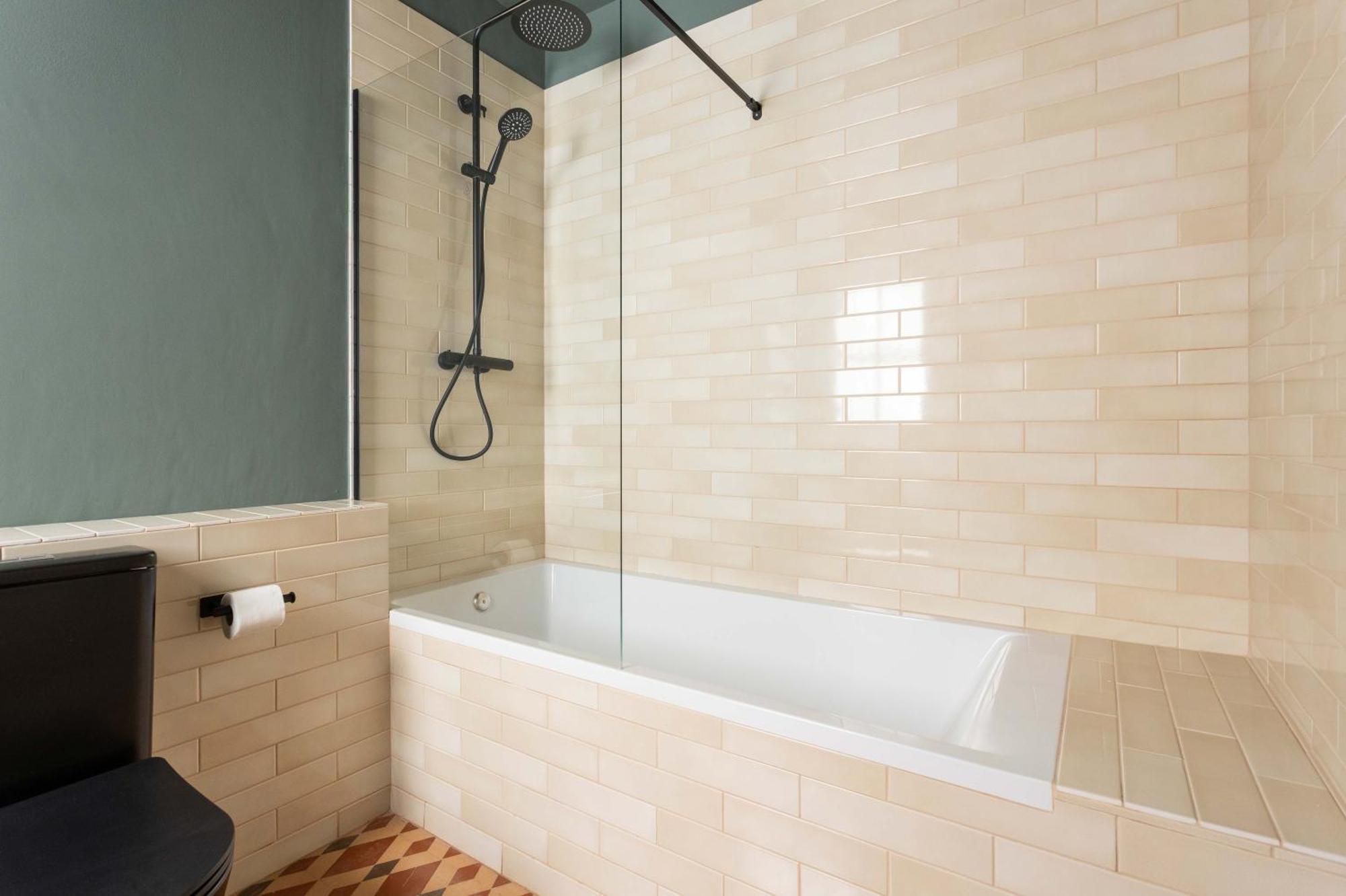 Appartement Spacious Stylish 4-bedroom Modernist *