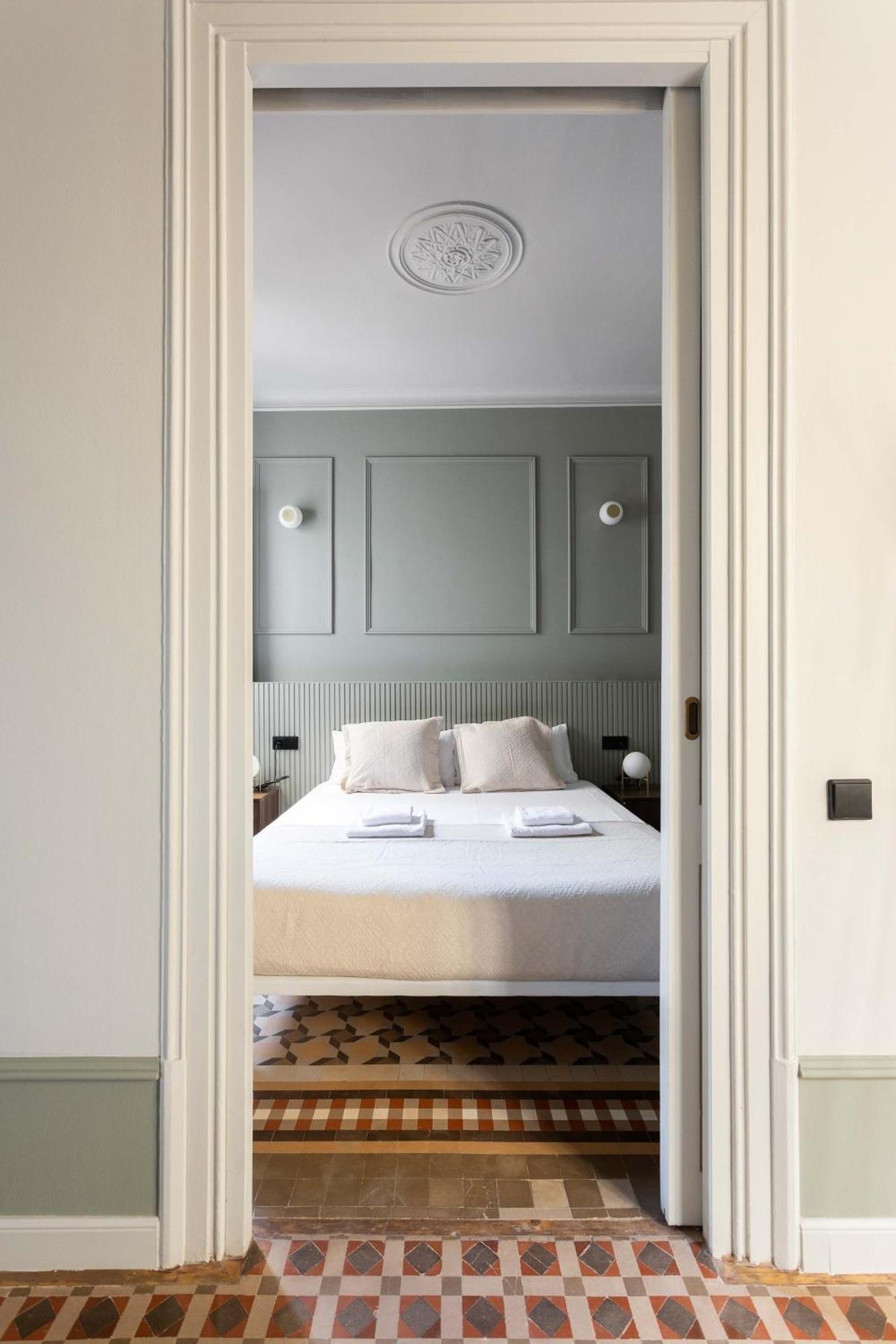 Spacious Stylish 4-bedroom Modernist * Barcelone